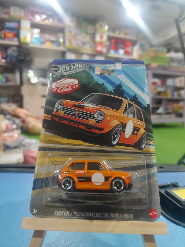 Hot_Wheels_1:64_Scale_SILVER_SERIES_VINTAGE_CLUB_1968_CUSTOM_70_HONDA_N600_2/5_JKY27_MIX_2