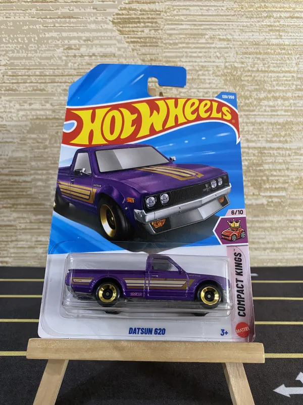 Hot_Wheels_1:64_Scale_DATSUN_620_COMPACT_KING_6/10_BLUE_128/250