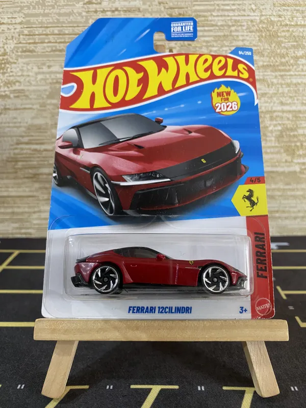 Hot_Wheels_1:64_Scale_FERRARI_12_CILINDRI_FERRARI_4/5_RED_94/250_(USA_IMPORTED)
