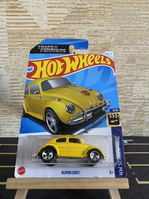 Hot_Wheels_1:64_Scale_BUMBLEBEE_HW_SCREEN_TIME_9/10_YELLOW_186/250