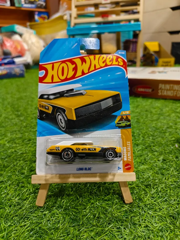 Hot_Wheels_1:64_Scale_LONG_BLOC_HW_Art_Cars_4/10__YELLOW_111/250