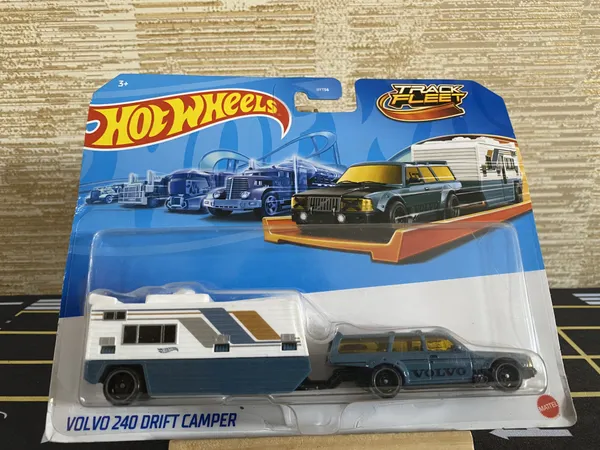 Hot_Wheels_1:64_Scale_TRACK_FLEET_VOLVO_240_DRIFT_CAMPER_HVD99
