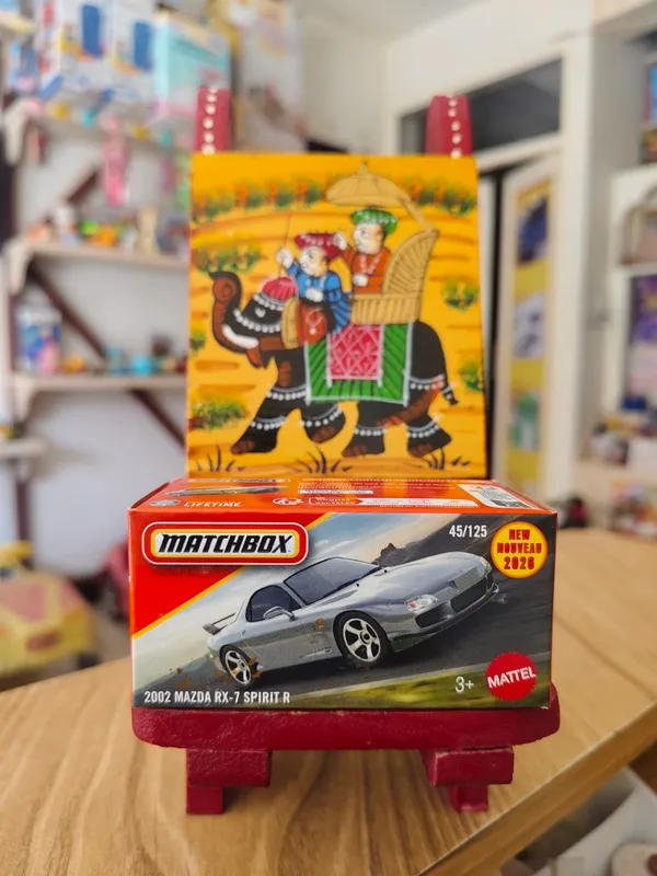 Matchbox_2002_MAZDA_RX-7_SPIRIT_R_(2026_Release)_-_45/125_Official_Licensed_Product_Die-Cast_Car
