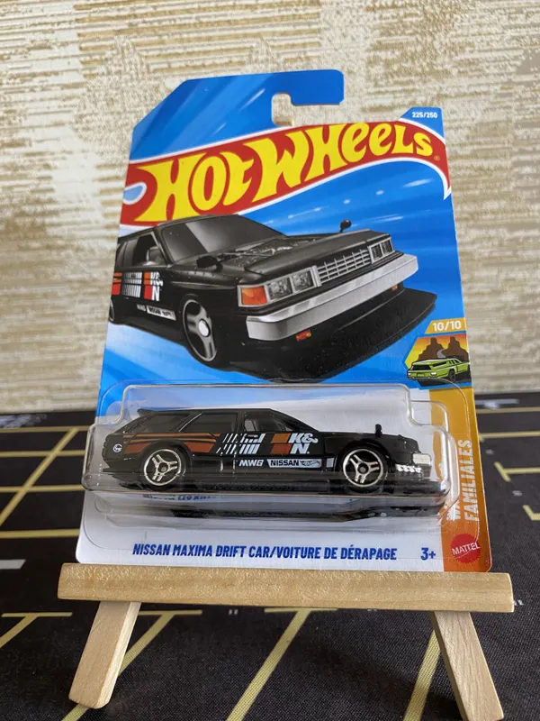 Hot_Wheels_1:64_Scale_NISSAN_MAXIMA_DRIFT_CAR_WAGONS_FAMILIALES_10/10_BLACK_225/250
