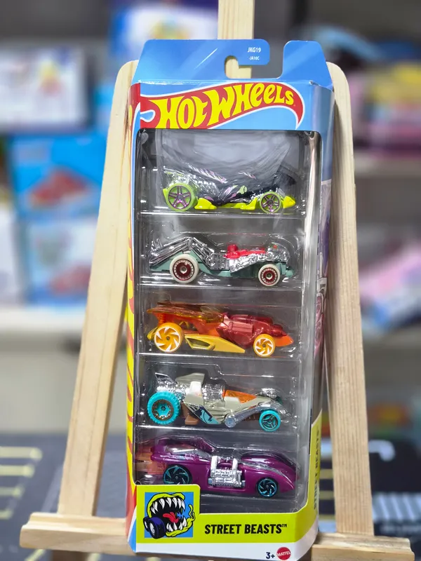 Hot_Wheels_1:64_Scale_STREET_BEASTS_JKG19_Pack_of_5_(Veloci-Racer_/_Zombot_/_Draggin'_Tail_/_Tur-Bone_Charged_/_Arachnorod)