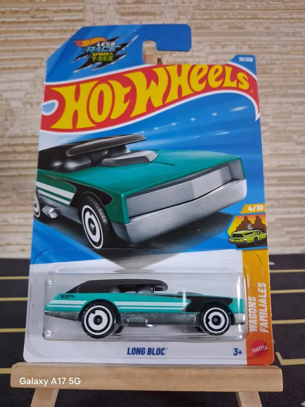 Hot_Wheels_1:64_Scale_LONG_BLOC_WAGONS_FAMILIES_4/10_GREEN_111/250