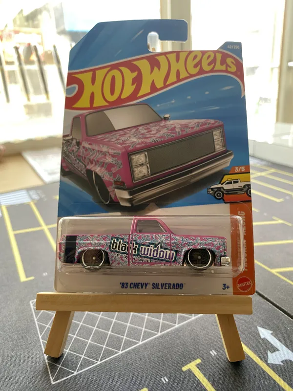 Hot_Wheels_1:64_Scale_83_CHEVY_SILVERADO_TRUCKIN_ALONG_3/5_PINK_42/250