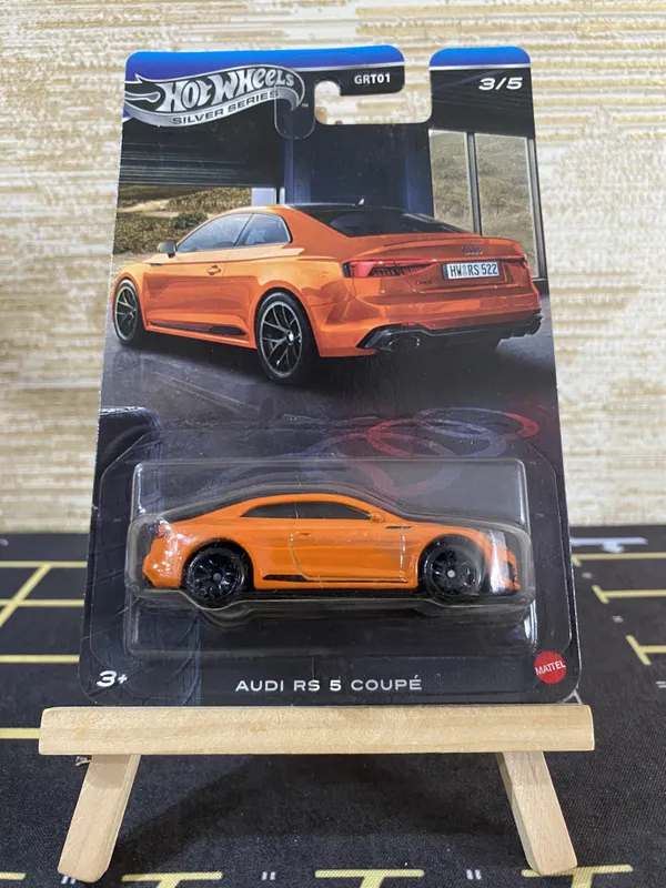 HotWheels_1:64_SILVER_SERIES_AUDI_SERIES_AUDI_RS_5_COUPE_JKY17_ORANGE_3/5