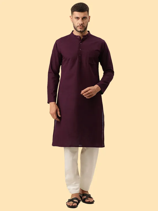 Brown_Pure_Cotton_Regular_Straight_Knee_Length_Solid_Kurta_For_Men
