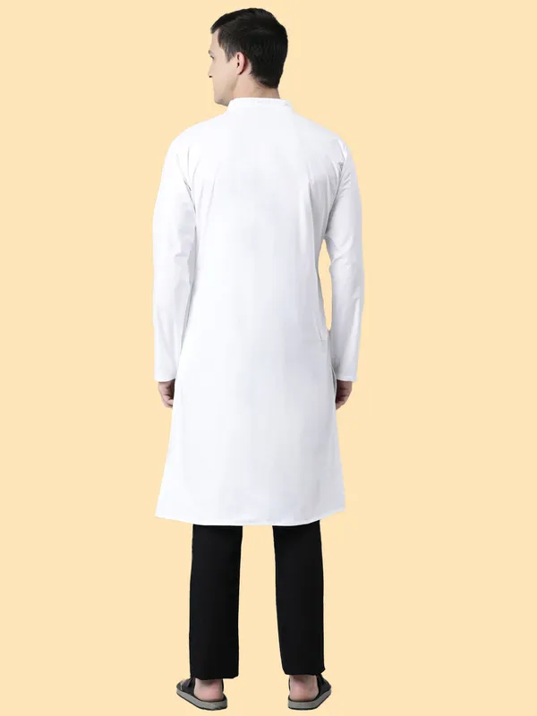 White_Pure_Cotton_Solid_Casual_Full_Sleeve_Kurta_For_Men
