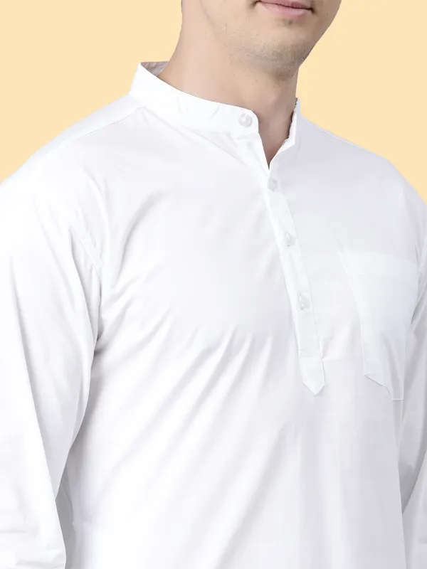 White_Pure_Cotton_Solid_Casual_Full_Sleeve_Kurta_For_Men
