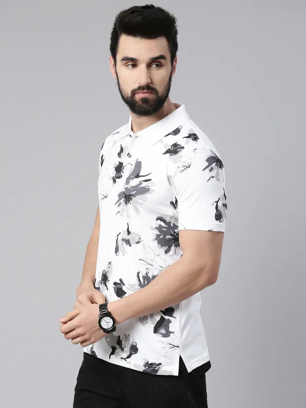 White_Polo_Neck_Printed_Pure_Cotton_Tshirt_For_Men
