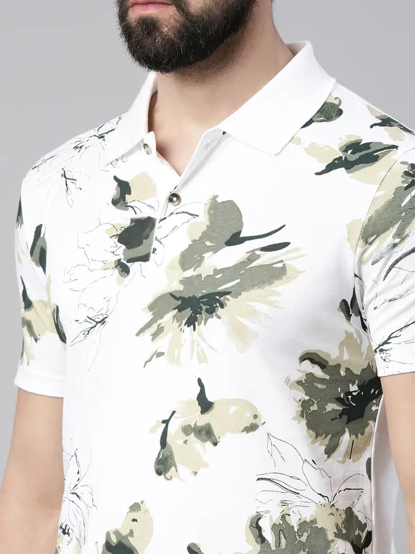 White_Polo_Neck_Printed_Pure_Cotton_Tshirt_For_Men