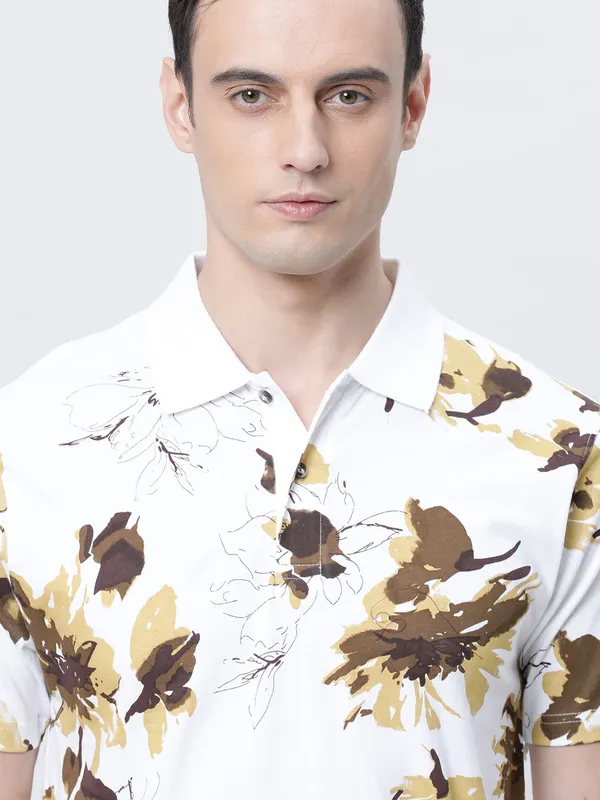 White_Polo_Neck_Printed_Pure_Cotton_Tshirt_For_Men