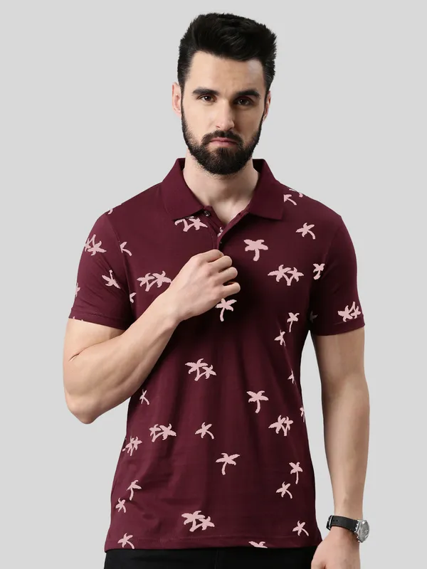 Maroon_Polo_Neck_Printed_Pure_Cotton_Tshirt_For_Men