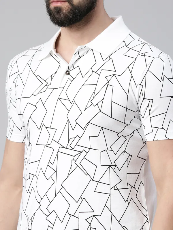 White_Printed_Pure_Cotton_Half_Sleeve_Casual_Tshirt_For_Men