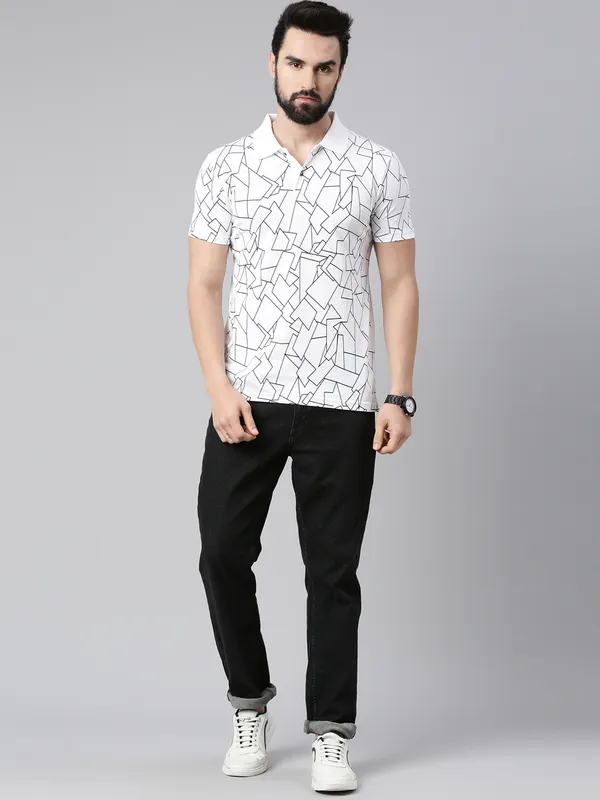White_Printed_Pure_Cotton_Half_Sleeve_Casual_Tshirt_For_Men