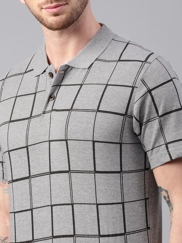 Grey_Printed_Pure_Cotton_Half_Sleeve_Casual_Tshirt_For_Men