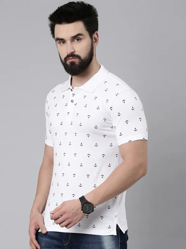White_Printed_Pure_Cotton_Half_Sleeve_Casual_Tshirt_For_Men