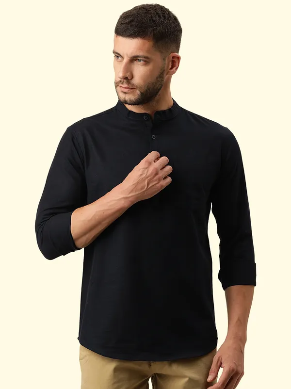 Black_Regular_Pure_Cotton_Solid_Casual_Straight_Short_Kurta_For_Men
