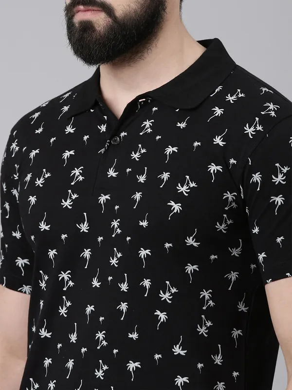 Black_Printed_Pure_Cotton_Half_Sleeve_Casual_Tshirt_For_Men