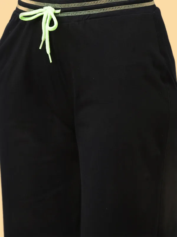 Black_Cottton_Capri_For_Women