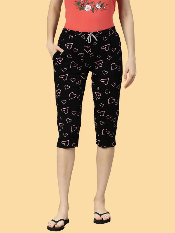 Black_Cottton_Capri_For_Women