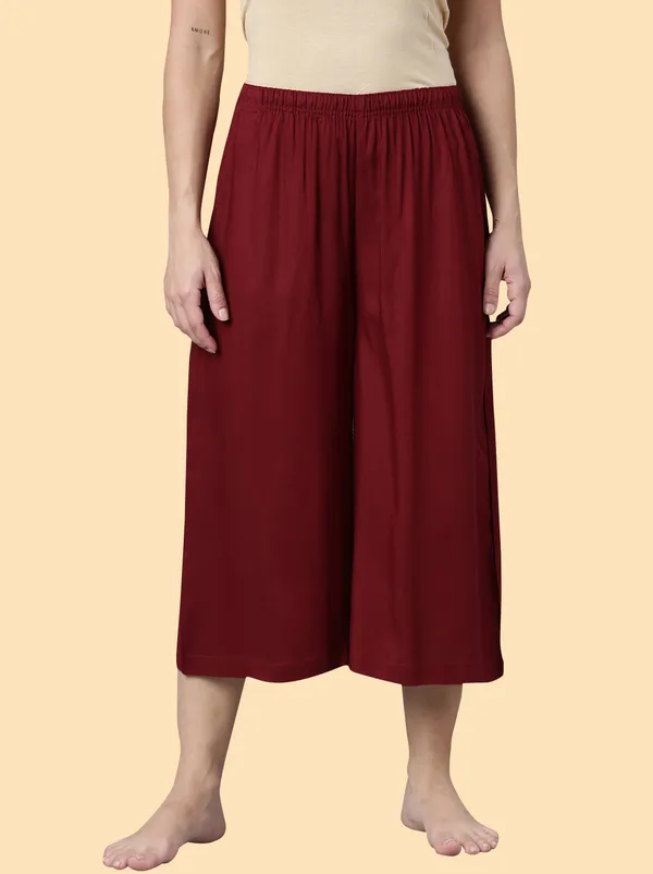 Maroon_Cottton_Capri_For_Women