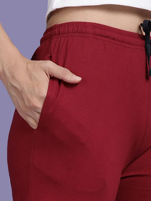 Kryptic_flare_capri_pure_cotton_solid_relaxed_fit_with_side_pocket_Women_Maroon_Capri