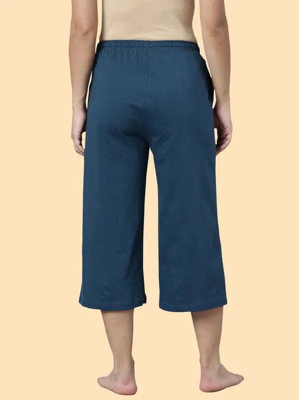 Blue_Cottton_Capri_For_Women