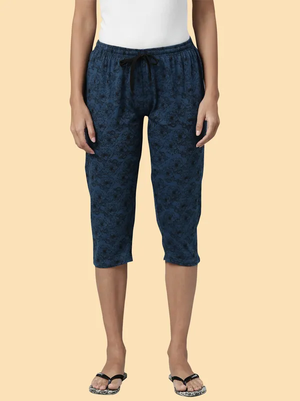 Blue_Cottton_Capri_For_Women