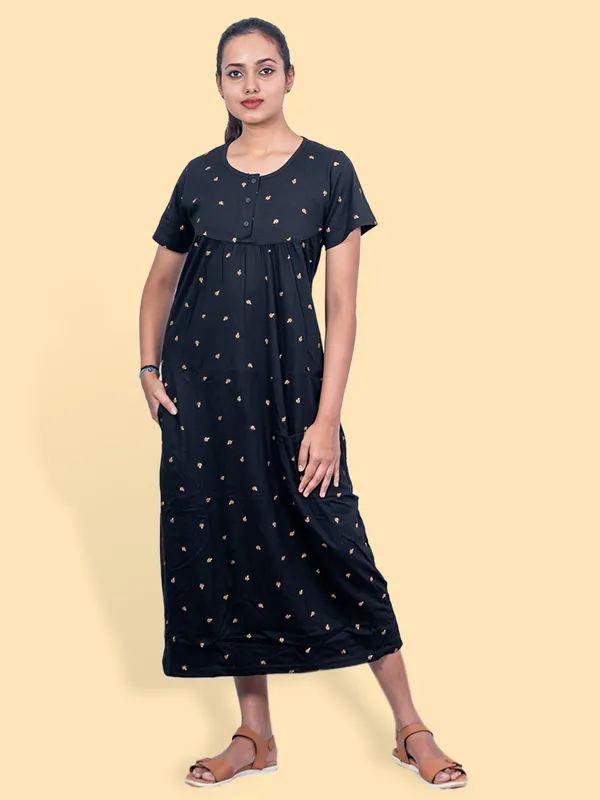 Black_Western_Wear_Round_Neck_Nightdress_For_Women