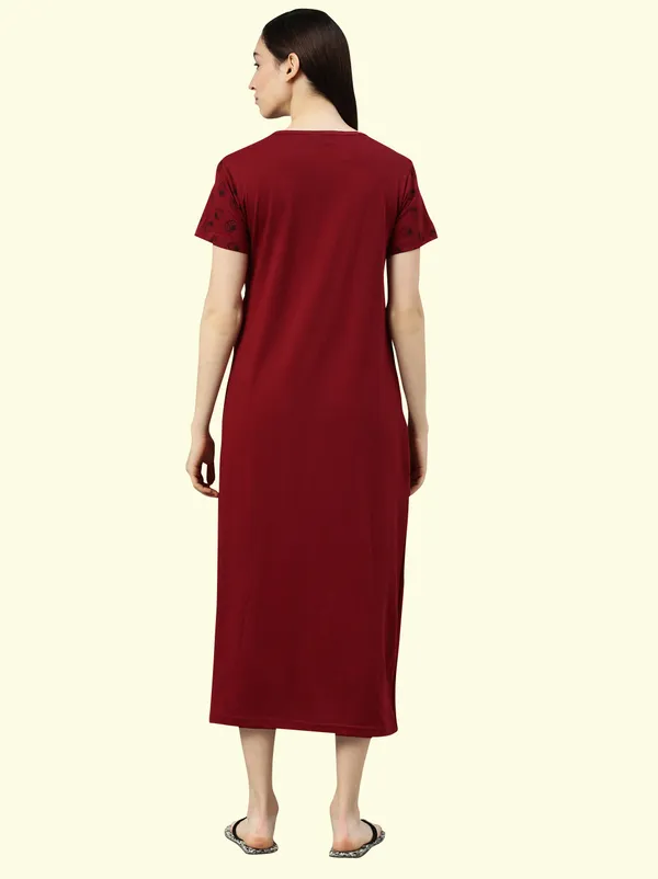 Maroon_Western_Wear_Nighty_For_Women