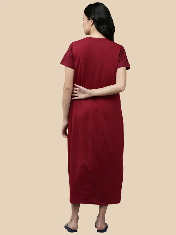 Maroon_Western_Wear_Nighty_For_Women