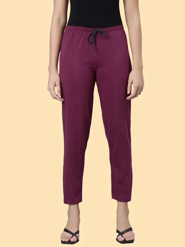 Burgundy_Ethnicwear_Pyjama_For_Women