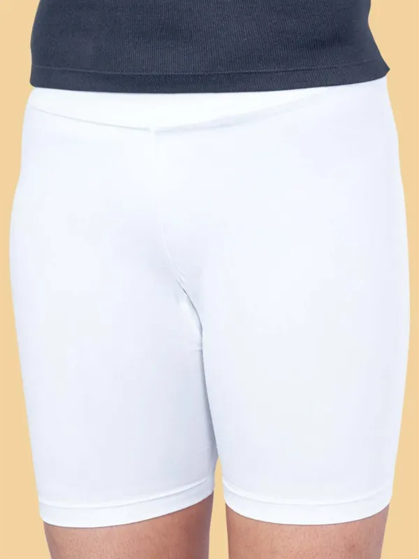 White_Solid_Women_Casual_Shorts_For_Women
