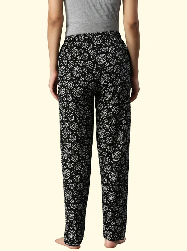 Black_Cotton_Pyjama_For_Women