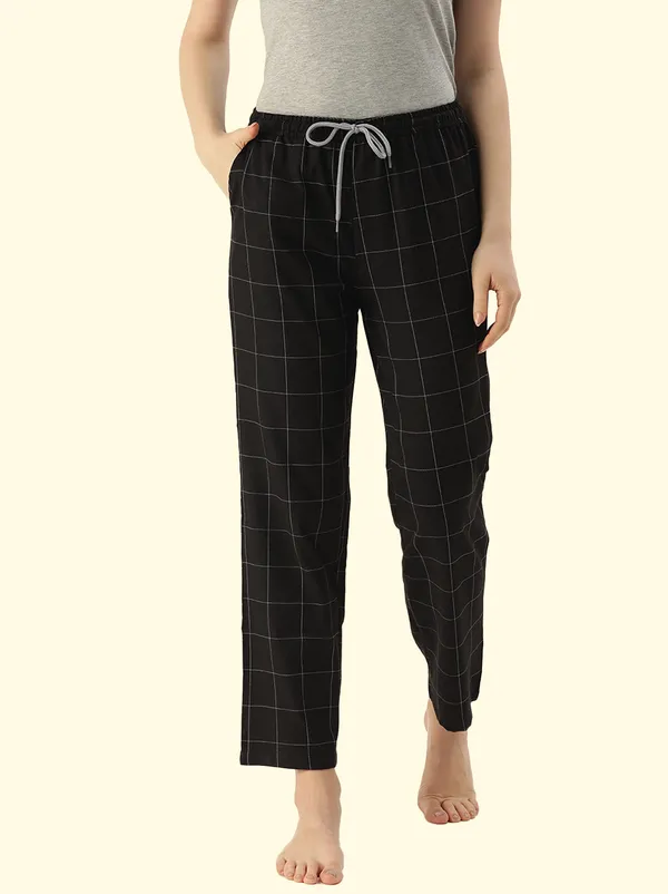Black_Cotton_Pyjama_For_Women