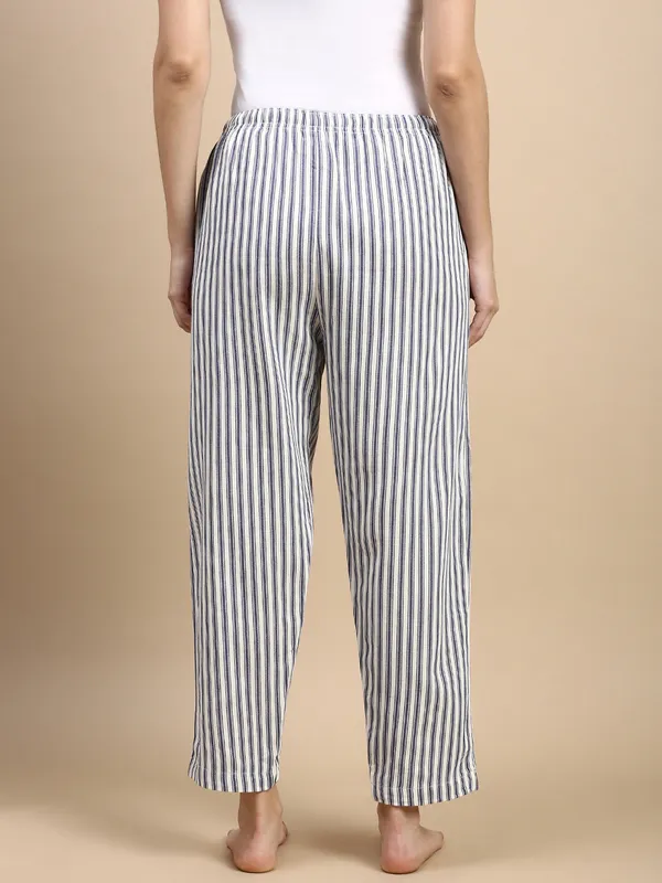 Kryptic_Women_Pyjama