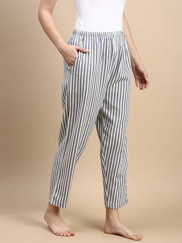 Kryptic_Women_Pyjama