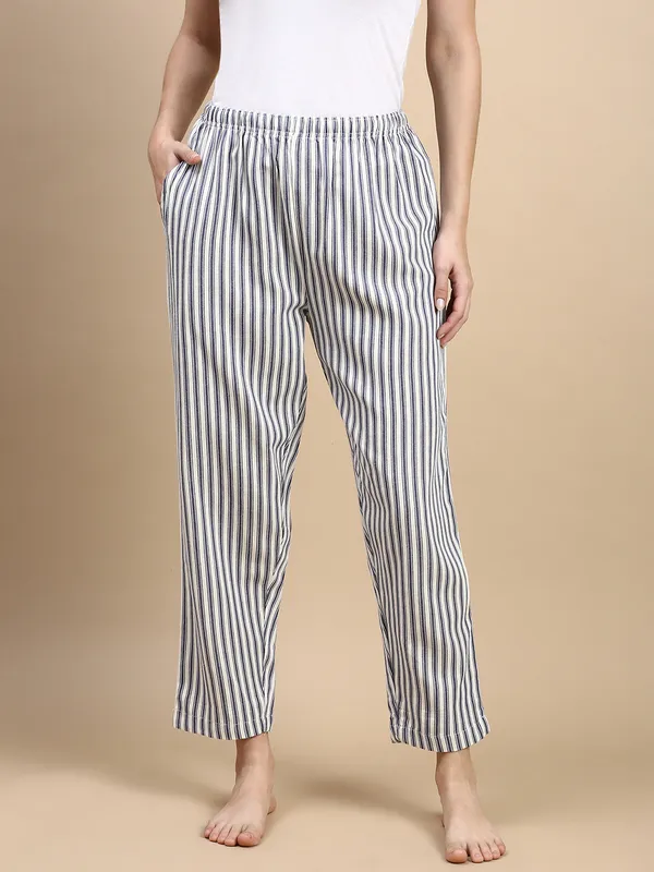 Kryptic_Women_Pyjama