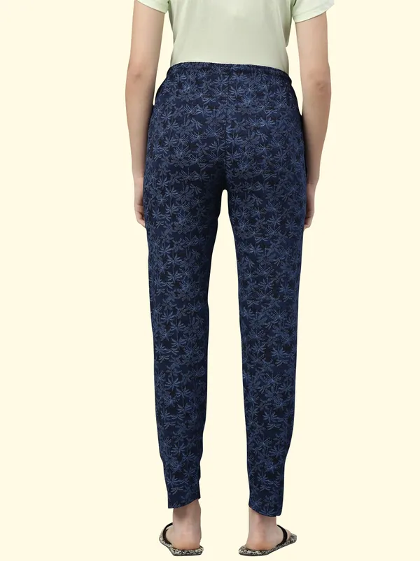 Blue_Cotton_Pyjama_For_Women