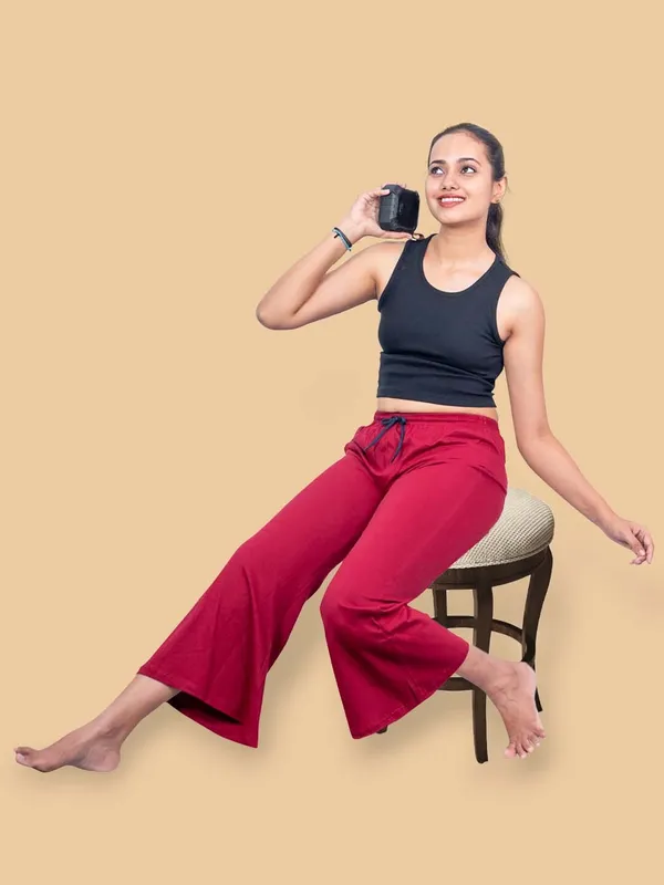 Maroon_Regular_Fit_Trousers_For_Women