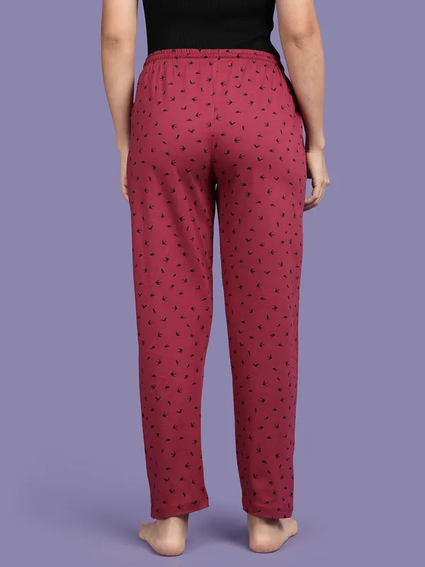 Maroon_Kryptic_Women_Printed_cotton_relaxed_fit_loungepant_with_side_pocket