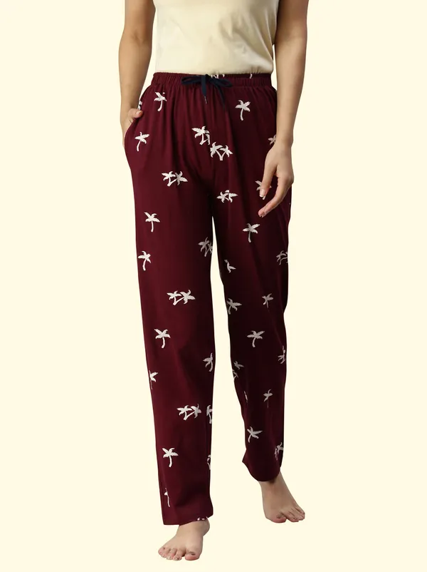 Maroon_Cotton_Pyjama_For_Women