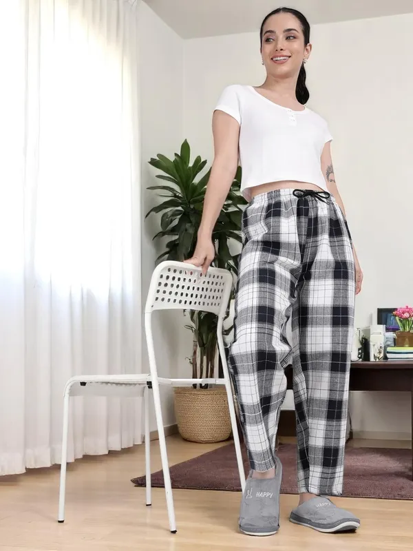 Navy_Kryptic_Women_Lounge_Pant_pure_cotton_Checked_relaxed_fit_with_side_pocket_and_adjustable_waist