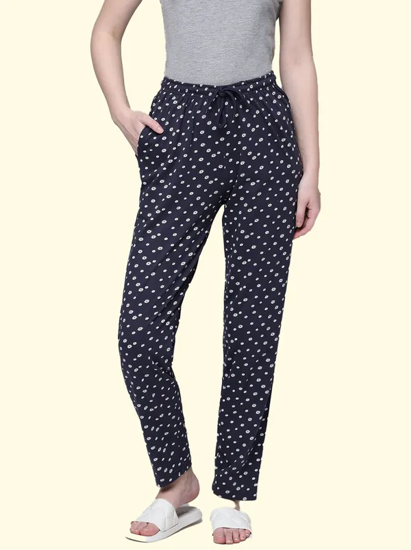 Blue_Cotton_Pyjama_For_Women