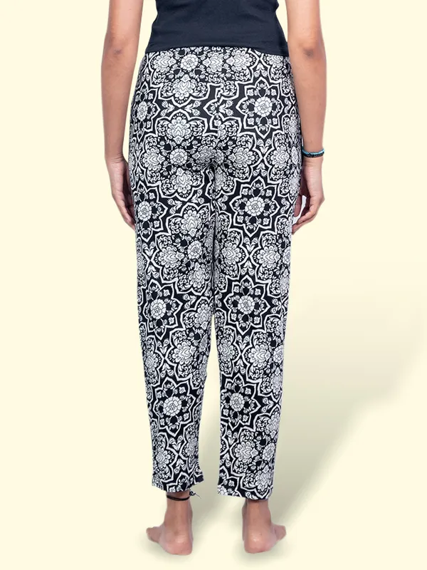 Black_Cotton_Indi_Pyjama_For_Women