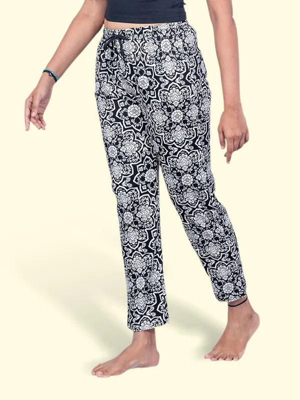 Black_Cotton_Indi_Pyjama_For_Women