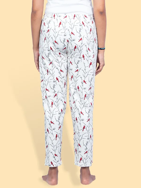 White_Cotton_Indi_Pyjama_For_Women